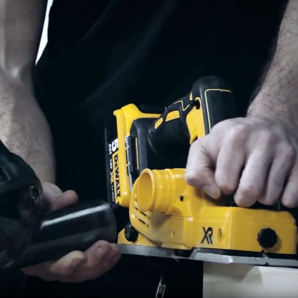 dewalt-18v-54v-xr-mixed-voltage-14-piece-combo-kit
