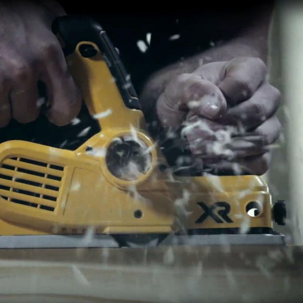 dewalt-18v-54v-xr-mixed-voltage-14-piece-combo-kit